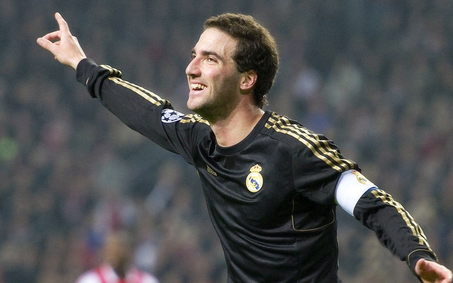 杜兰特手感滚烫,带领川崎前锋险胜AC米兰,赛后一句话霸气侧漏的简单介绍